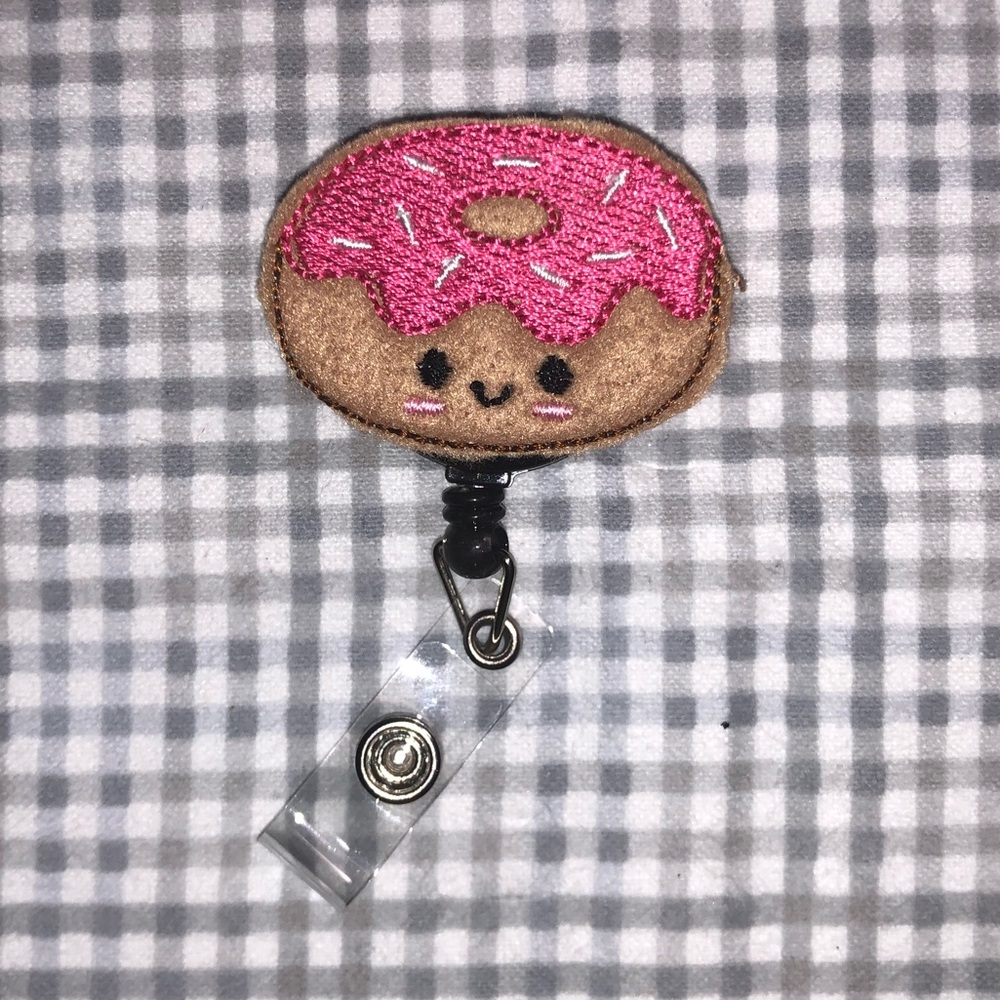 Donut badge reel